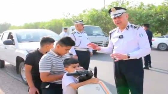 مدير المرور العام : يشاهد اطفال حدث يقودون دراجه على الخط السريع كادو يتسببون بحادث مروري