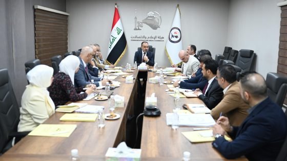 هيأة الإعلام والاتصالات تعقد اجتماعها الدوري لهيأة الرأي وتبحث تعزيز الفروع وجودة الخدمة واستثمار الأرض المخصصة للهيأة