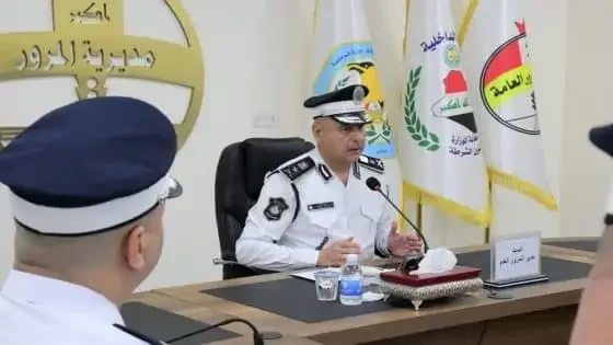 إشراك خبراء وممثلين عن الجهات الخدمية في إعداد خارطة مرورية شاملة