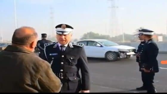 #بالفيديو : الفريق الدكتور عدي سمير الحساني مدير المرور العام يجري جولات ميدانية لمتابعة مواقع تسجيل المركبات وحركة السير والمرور