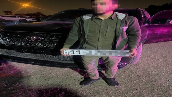 شرطة الكرخ: القبض على سائق مركبة مضللة بالكامل وبدون لوحات تسجيل