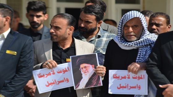 تربية البصرة تقيم وقفة شجب واستنكار للعدوان الصهيو أمريكي على الجمهورية الإسلامية الإيرانية واغتيال المرشد الأعلى