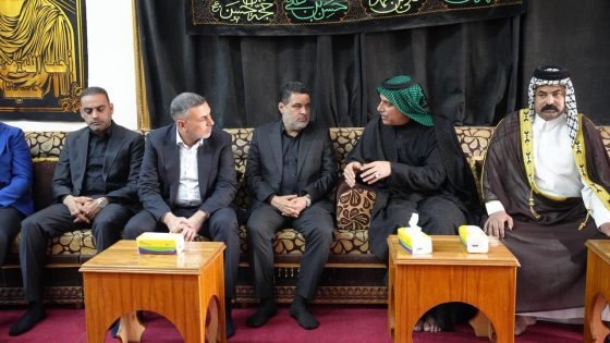 وفد من حكومة البصرة المحلية يعزّي ذوي شهداء الحشد الشعبي الذين ارتقوا بقصف صهيوني أمريكي غادر