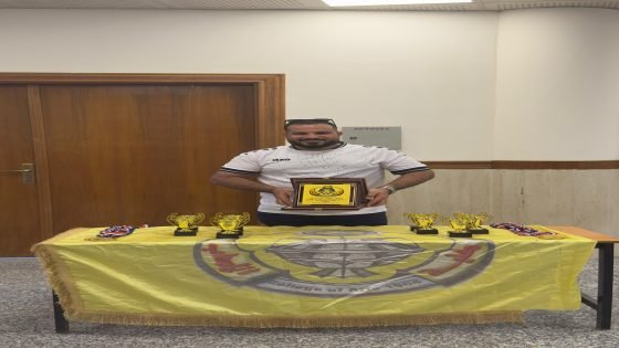 طالب كلية الآداب بجامعة البصرة “أنور الربيعي” يتوج بطلاً لبطولة كرة المنضدة الطلابية