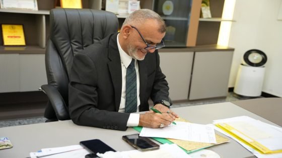 مهند السعد لجنة سكن موظفي ديوان محافظة البصرة تنظم محضراً بأسماء المستحقين المتبقين تمهيداً لرفعه إلى المحافظ