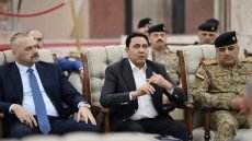 محافظ نينوى يحدد الثلاثاء موعداً لحسم أزمة الوقود ويتوعد المقصرين بالمحاسبة