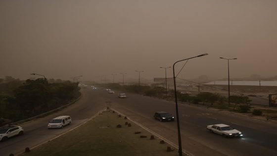 الأنواء الجوية: موجة الغبار ستستمر لساعات وتحسن تدريجي في مدى الرؤية
