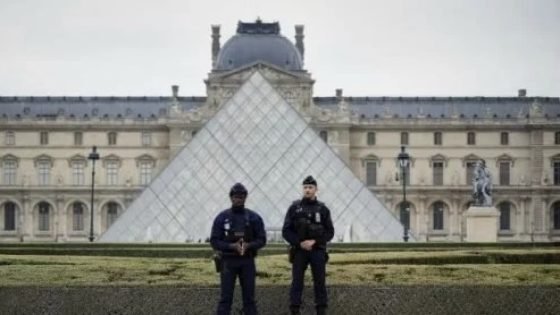 فرنسا تغلق اللوفر ومتاحف باريس تحسبًا لتجدد الاحتجاجات السبت